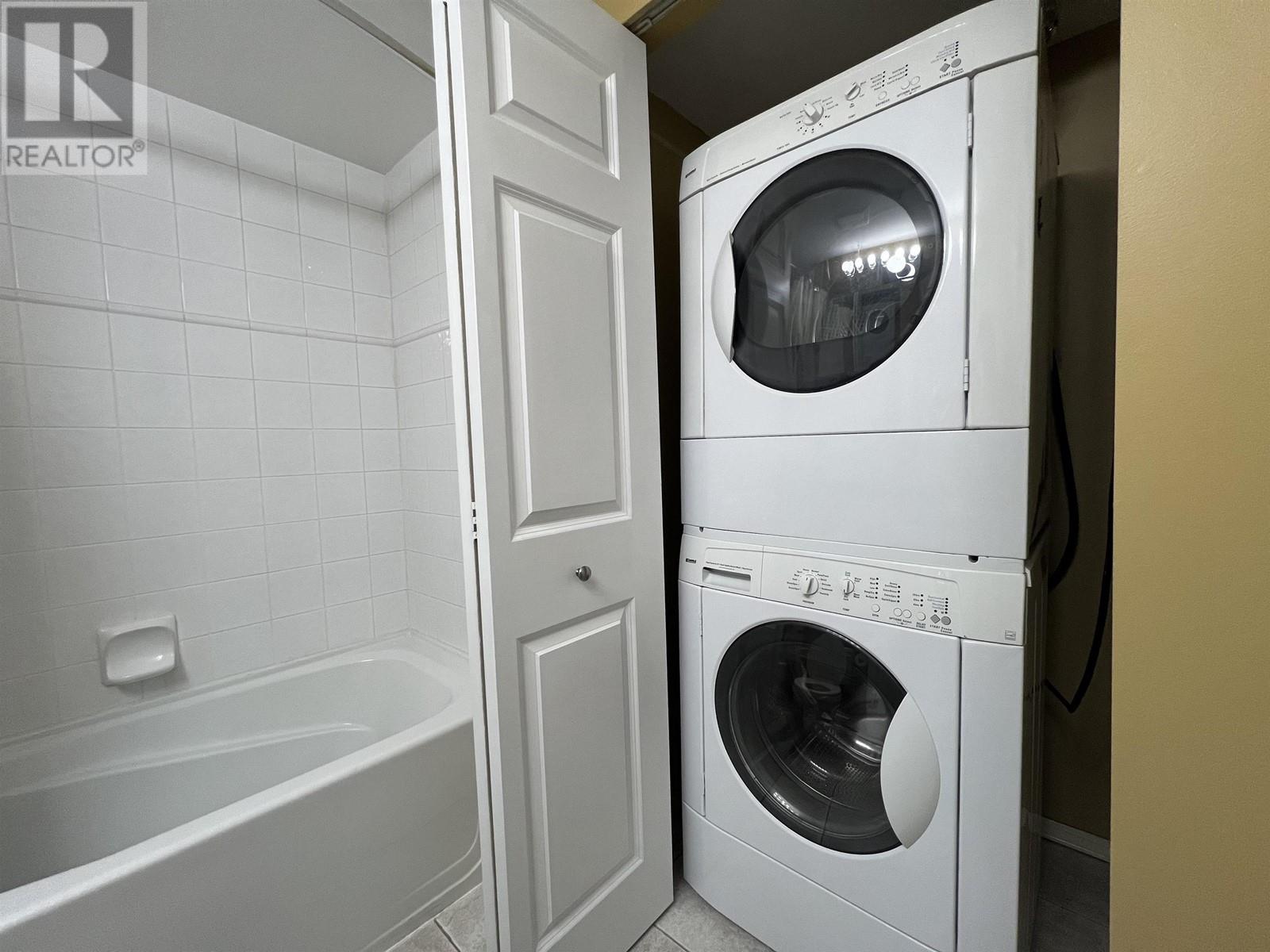 305 1468 Pemberton Avenue, Squamish, British Columbia  V8B 0K2 - Photo 30 - R3007398