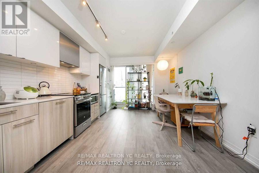 832 - 251 Jarvis A Street, Toronto, Ontario  M5B 2C2 - Photo 2 - C12176738