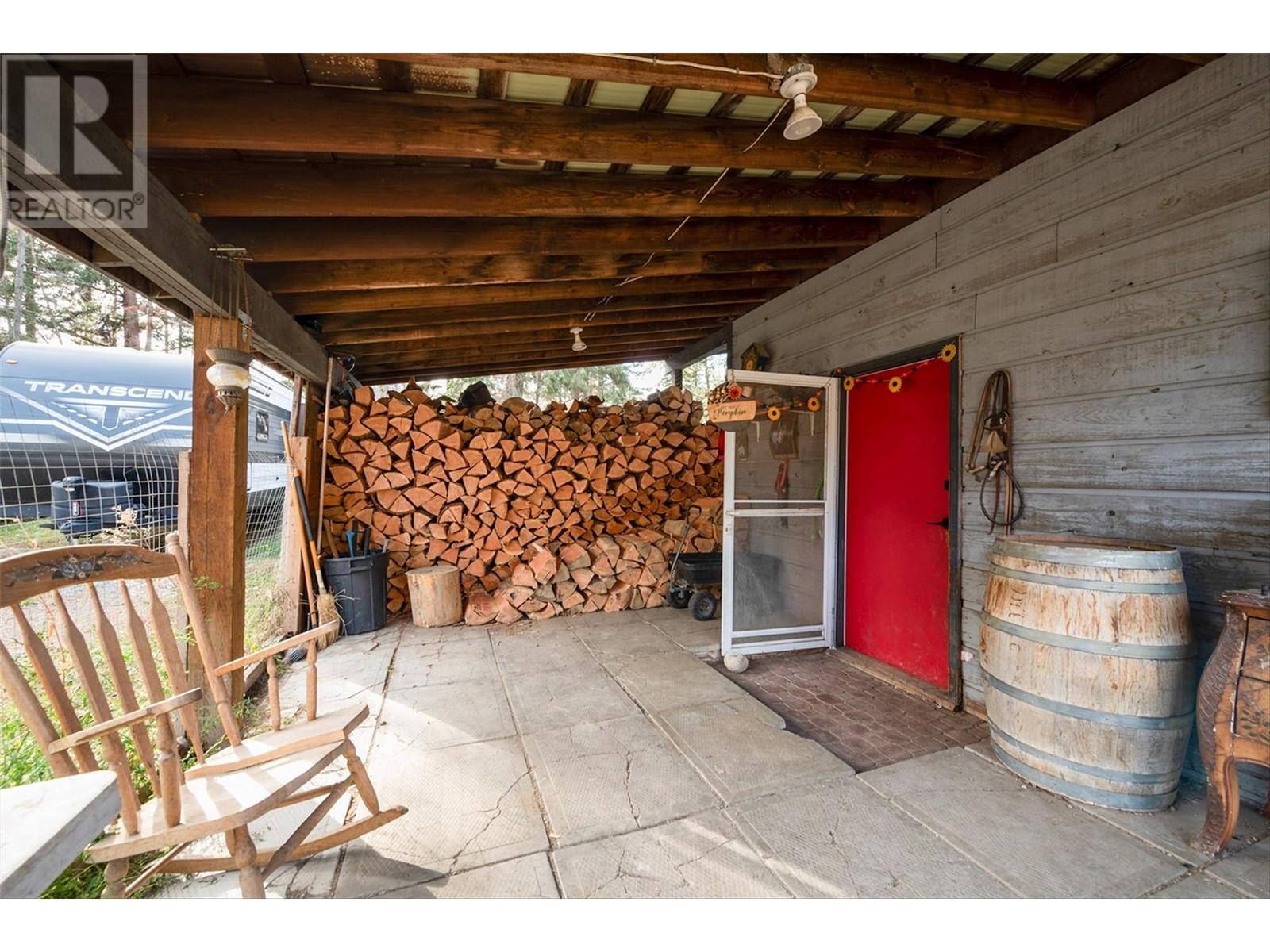 5974 Farmers Drive, Kelowna, British Columbia  V1P 1A3 - Photo 43 - 10344770