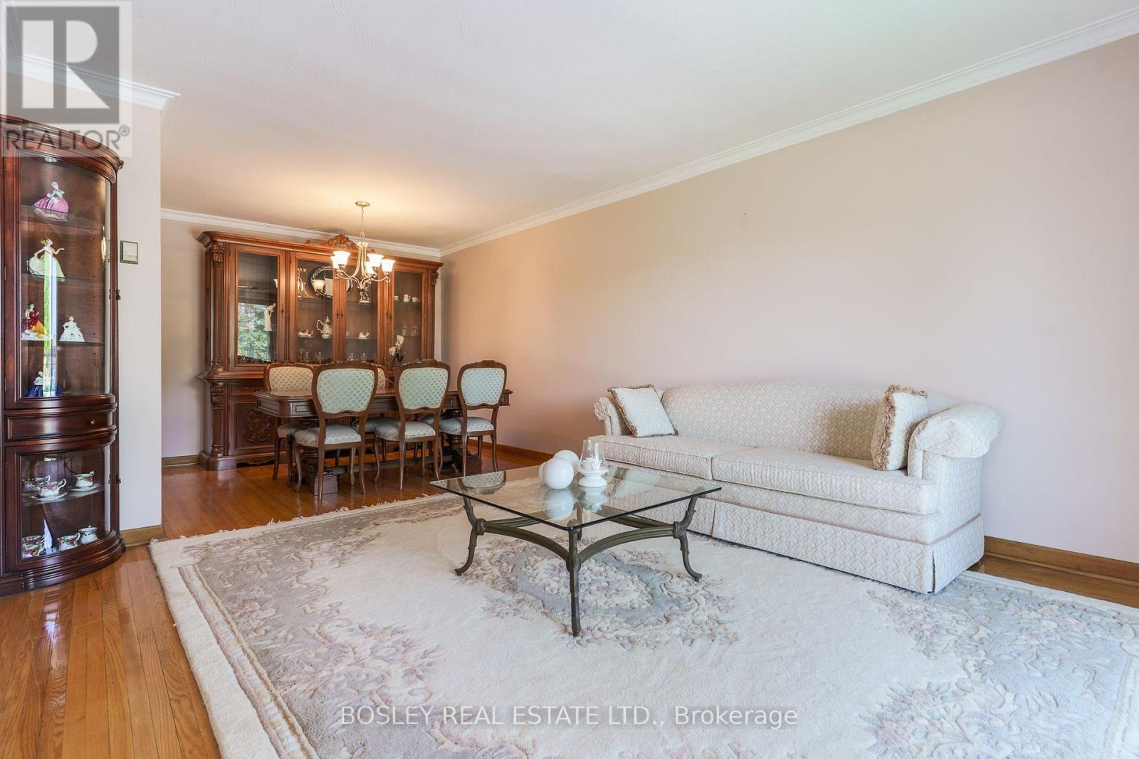 Property at 6 KINGSDOWN DRIVE image 2