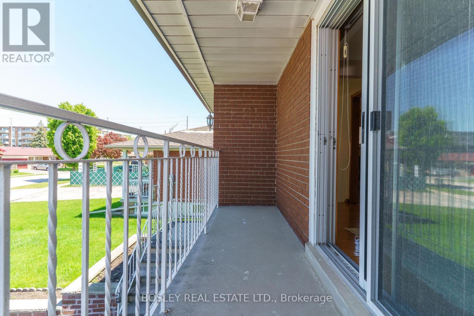 Property at 6 KINGSDOWN DRIVE image 5