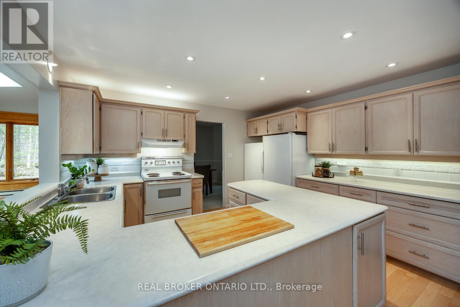 2154 Concession Rd 10, Clarington, Ontario  L0B 1B0 - Photo 14 - E12176923