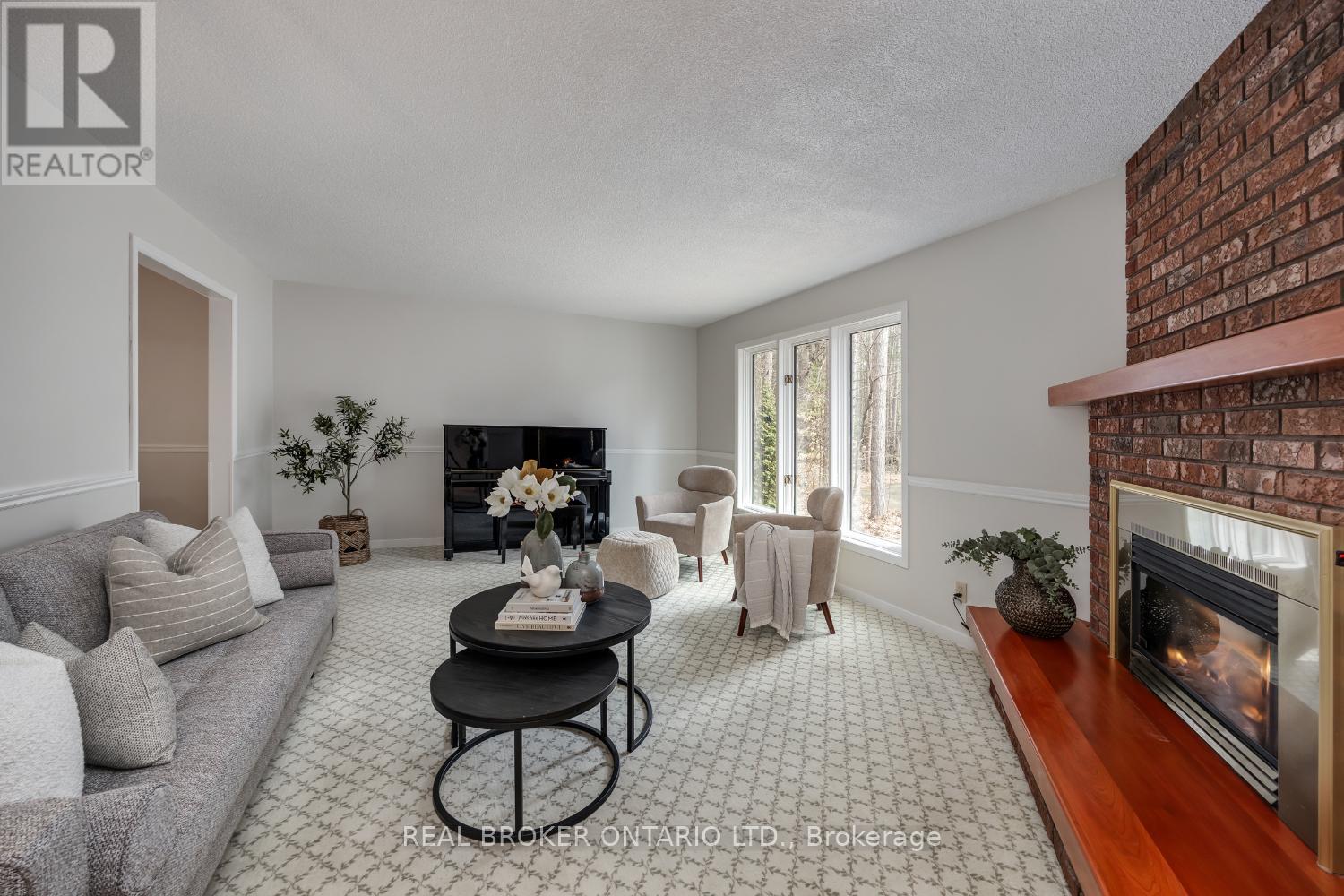 2154 Concession Rd 10, Clarington, Ontario  L0B 1B0 - Photo 8 - E12176923