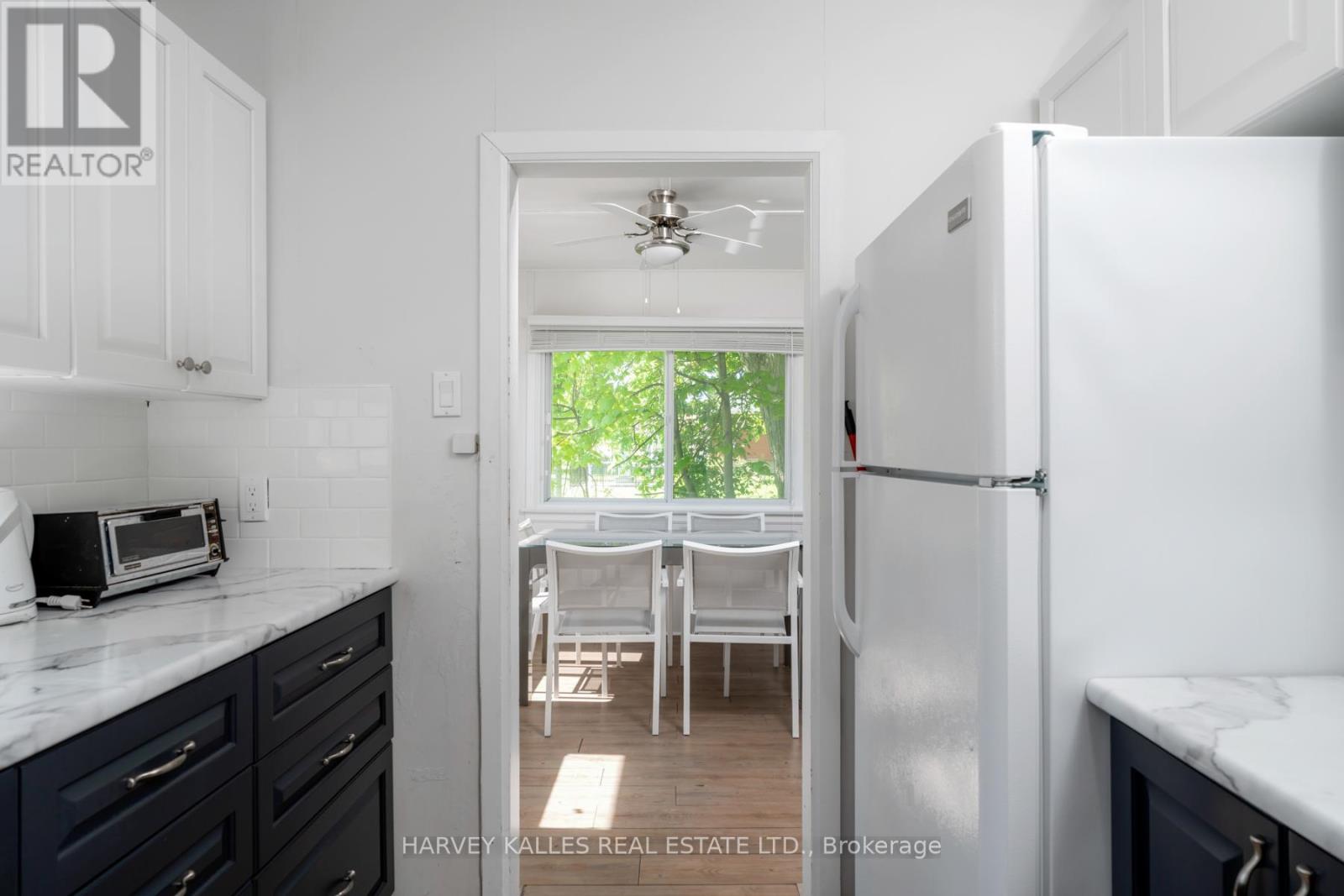 900 Goldie Street, Innisfil, Ontario  L0L 1C0 - Photo 15 - N12176722