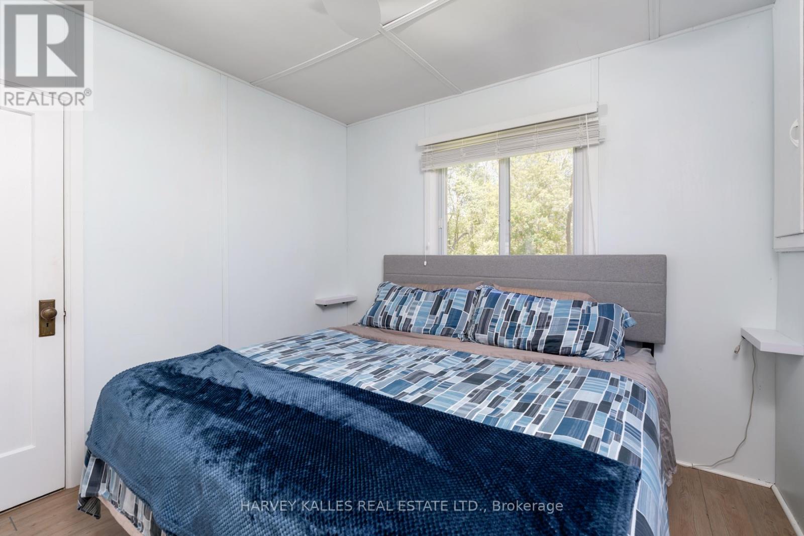 900 Goldie Street, Innisfil, Ontario  L0L 1C0 - Photo 34 - N12176722