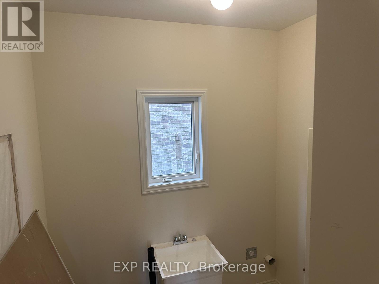 1 Wayne Allison Drive, Georgina, Ontario  L0E 1R0 - Photo 27 - N12176784