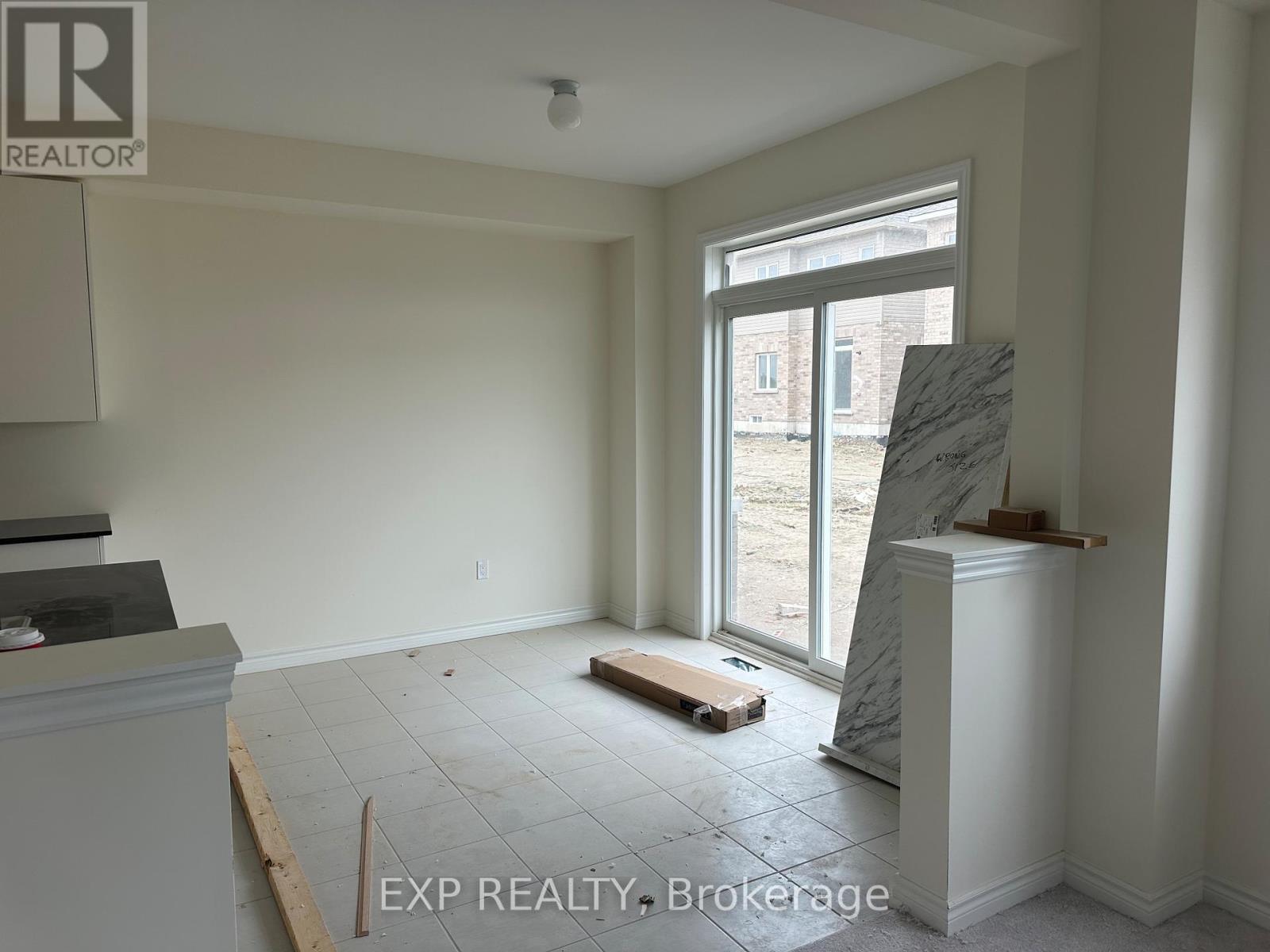 1 Wayne Allison Drive, Georgina, Ontario  L0E 1R0 - Photo 7 - N12176784