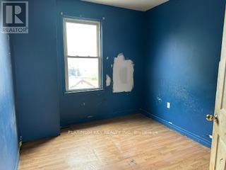 126 Manitoba Street, St. Thomas, Ontario  N5P 3A4 - Photo 11 - X12176813