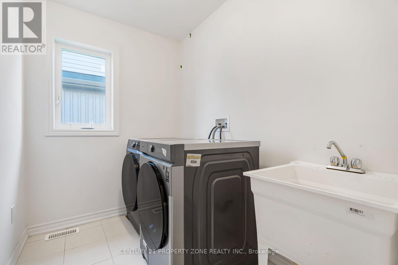 259 Duncan Street, Clearview, Ontario  L0M 1S0 - Photo 40 - S12176772