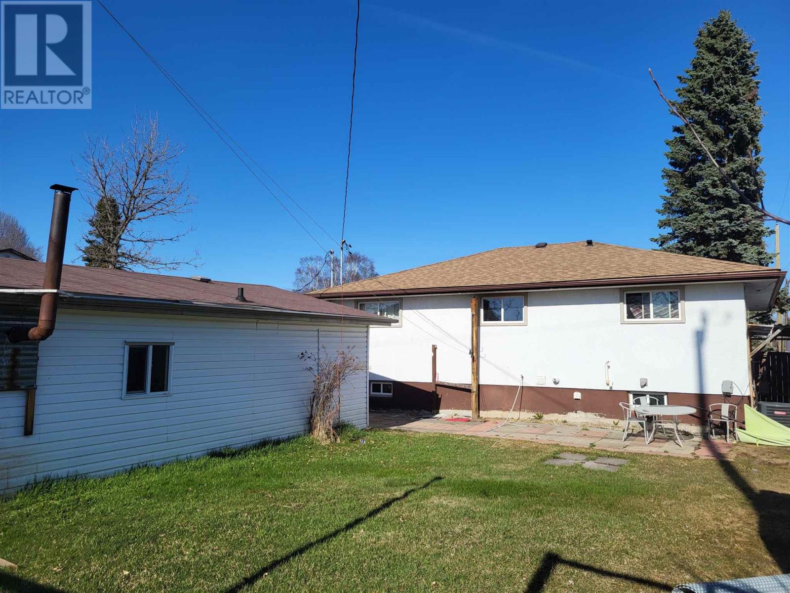 Property at 116 Huntington CT image 5