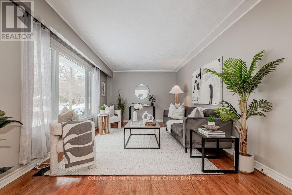 70 Freeman Avenue, Guelph, Ontario  N1H 4T3 - Photo 7 - X12118874