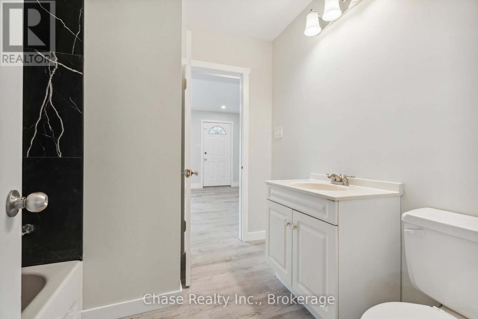 309 Manly Street, Midland, Ontario  L4R 3C7 - Photo 9 - S12176877