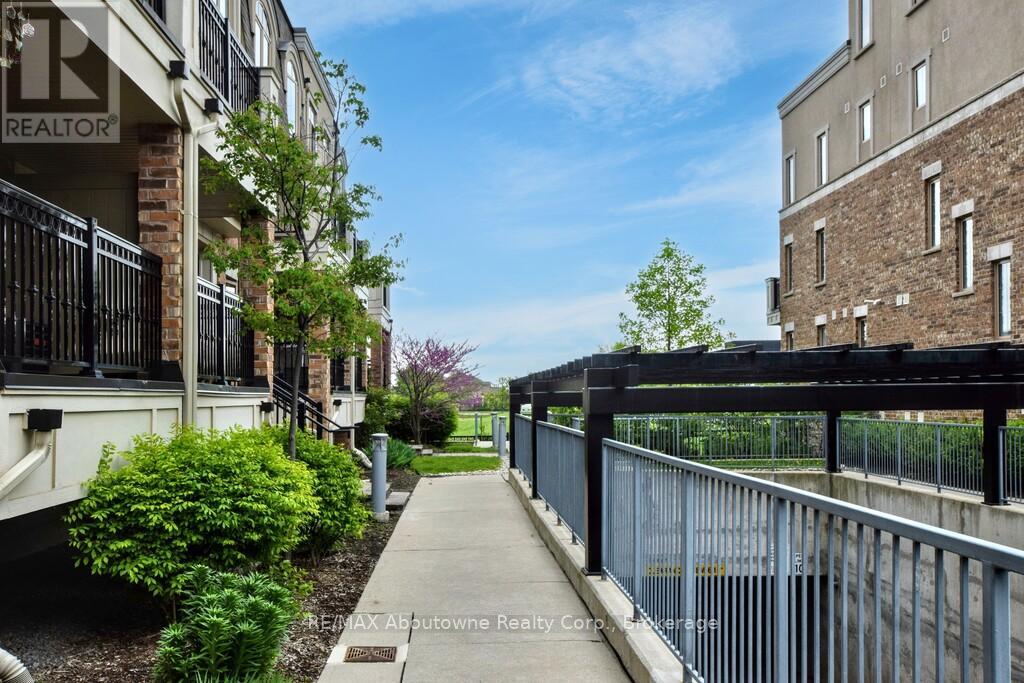 116 - 2441 Greenwich Drive, Oakville, Ontario  L6M 0S3 - Photo 22 - W12176937