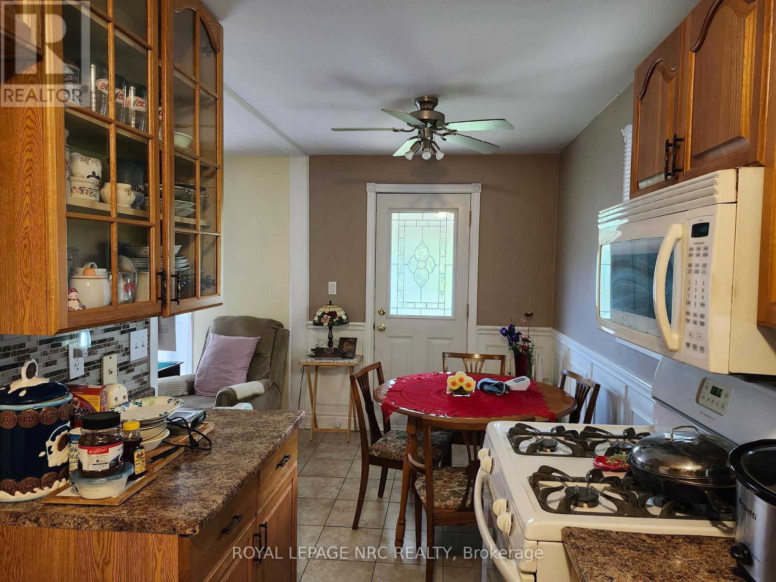 1384 Killaly Street E, Port Colborne, Ontario  L3K 5V3 - Photo 10 - X12176889