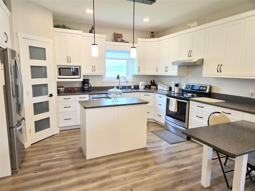 17 96 Main Street S, Kleefeld, Manitoba  R0A 0V0 - Photo 2 - 202511446