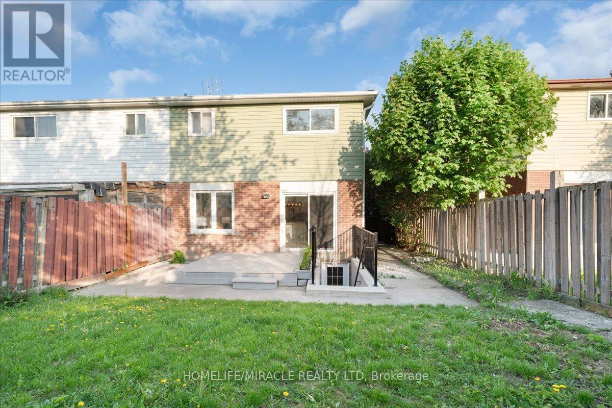 41 Horne Drive, Brampton (Brampton North), Ontario  L6V 2V2 - Photo 34 - W12176730