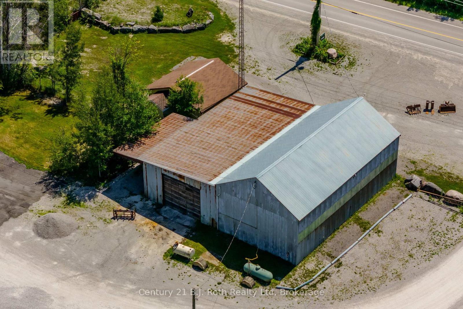 2565 Quarry Road, Severn, Ontario L0K 2C0 - Photo 13 - S12176810