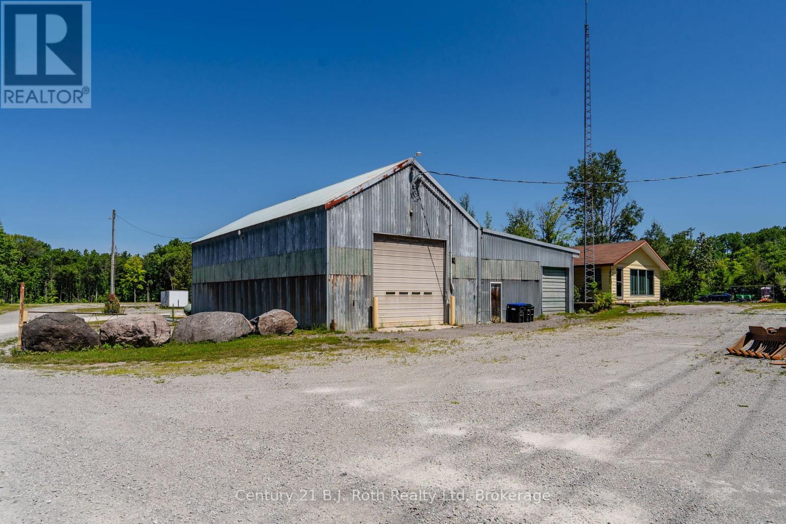 2565 Quarry Road, Severn, Ontario L0K 2C0 - Photo 7 - S12176810