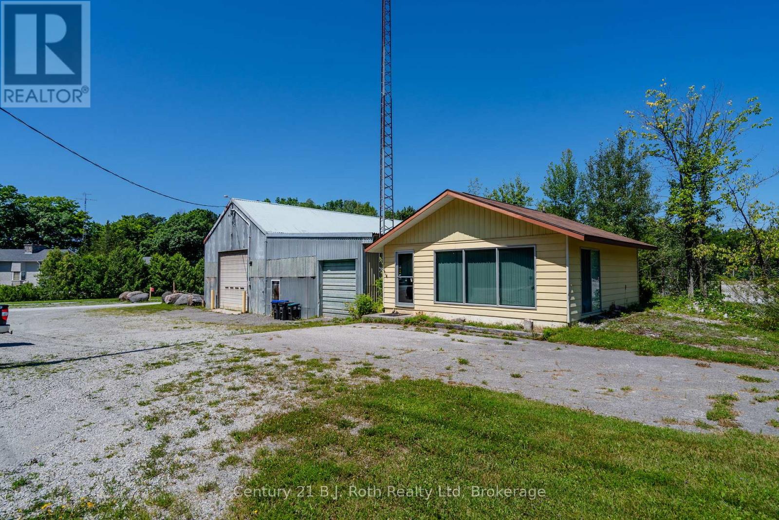 2565 Quarry Road, Severn, Ontario L0K 2C0 - Photo 9 - S12176810
