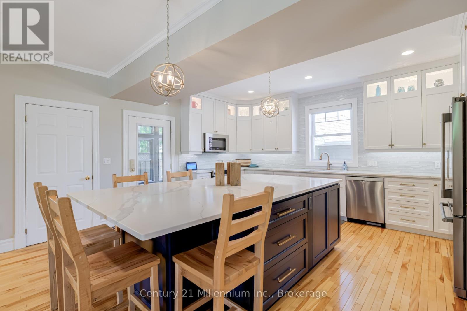 210 Minnesota Street, Collingwood, Ontario  L9Y 3S5 - Photo 8 - S12176825