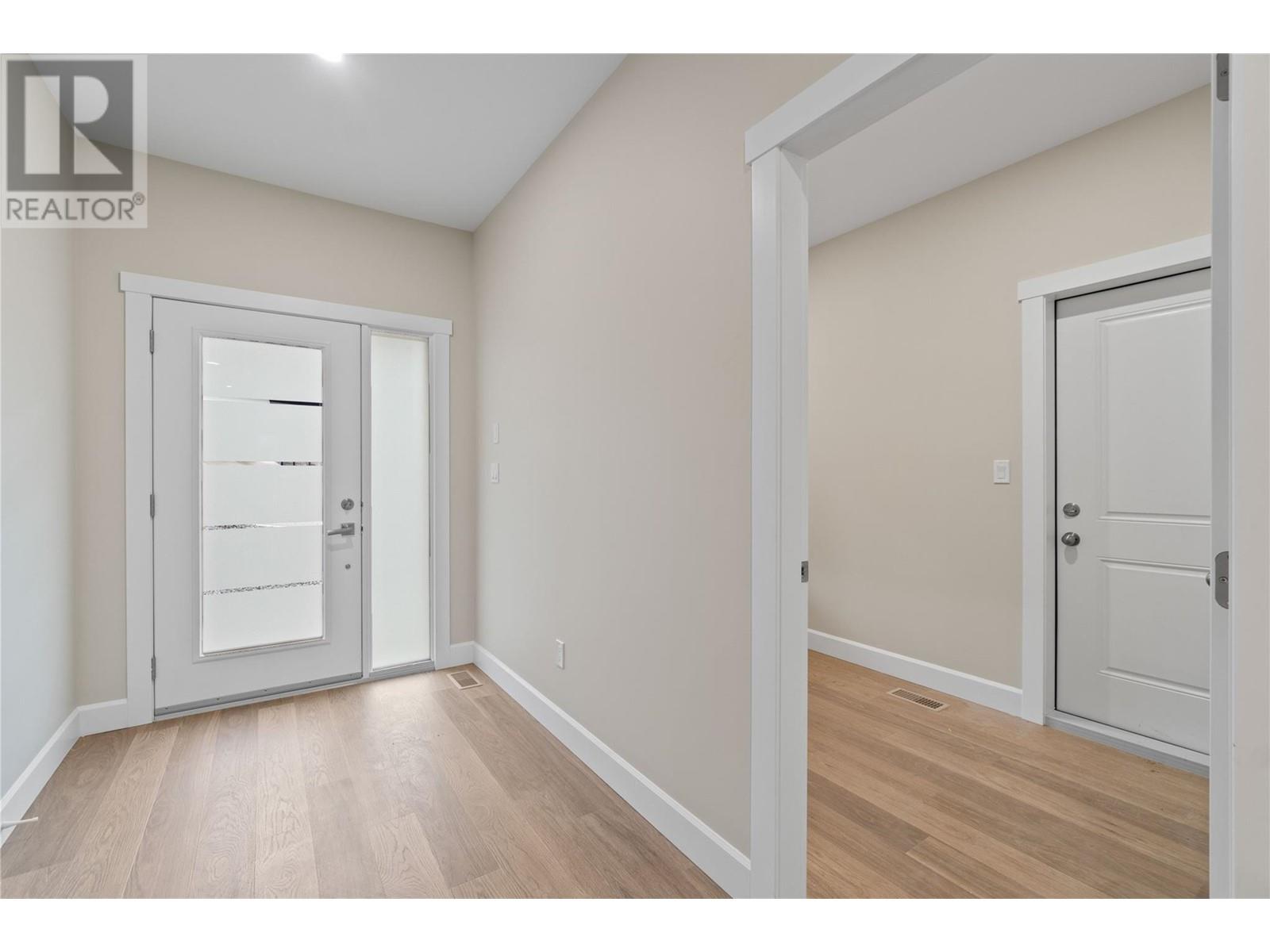 806 Cliff Avenue Unit# 104, Enderby, BC V0E1V1