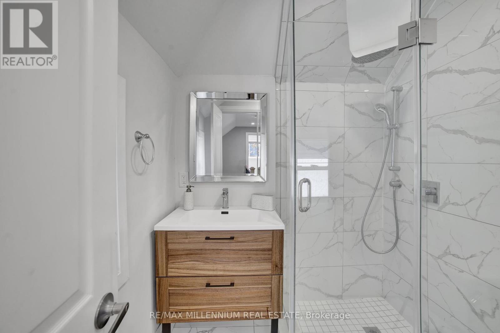 28 Albemarle Street, Hamilton, Ontario  L8L 7G4 - Photo 29 - X12176749