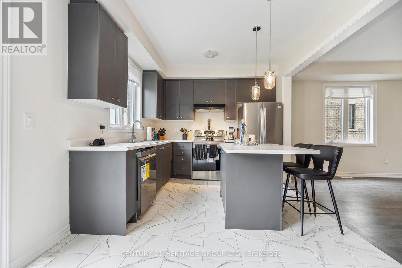 20 Sun Haven Lane, Thorold, Ontario  L2V 0K6 - Photo 11 - X12176770