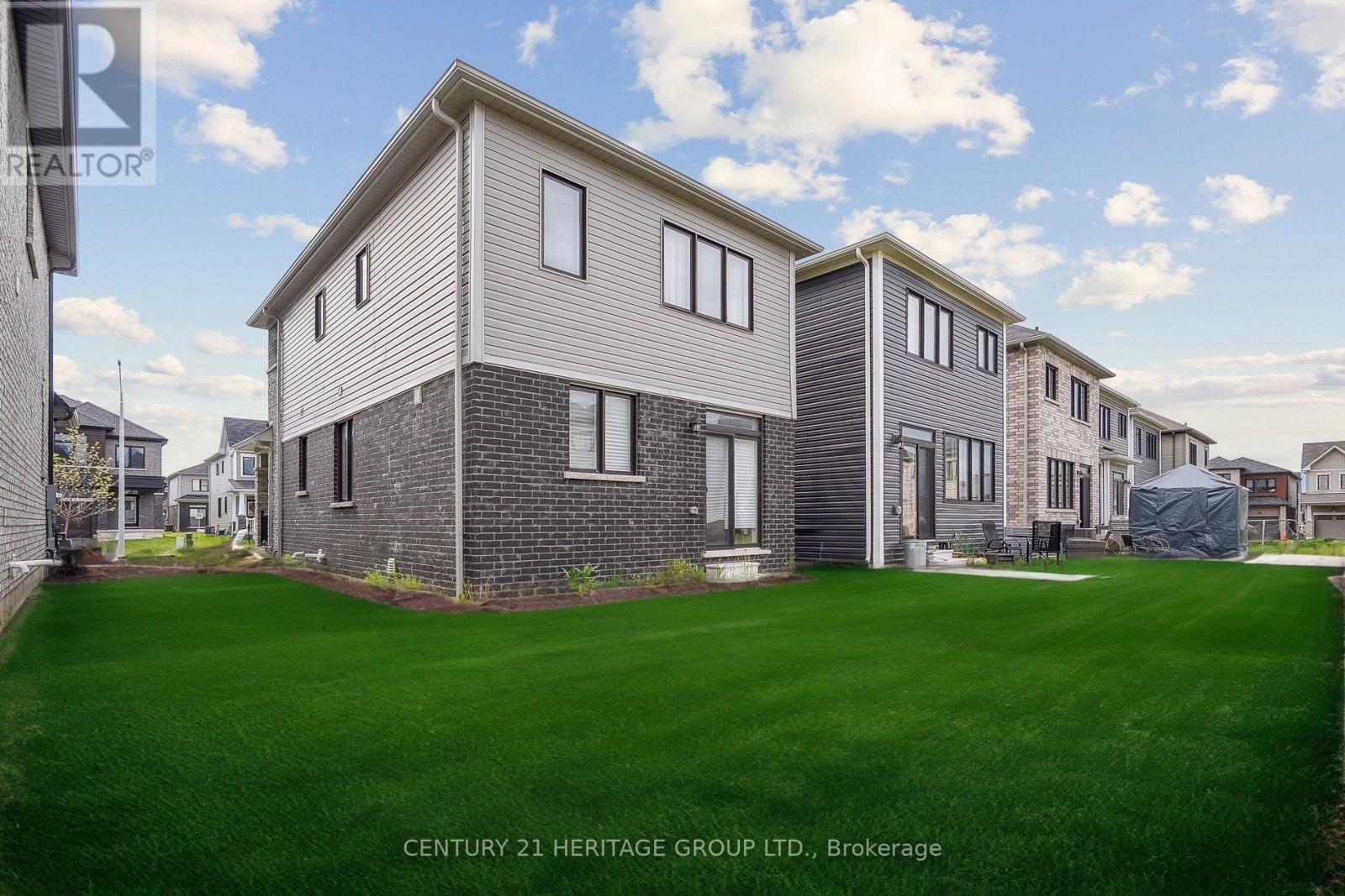 20 Sun Haven Lane, Thorold, Ontario  L2V 0K6 - Photo 27 - X12176770