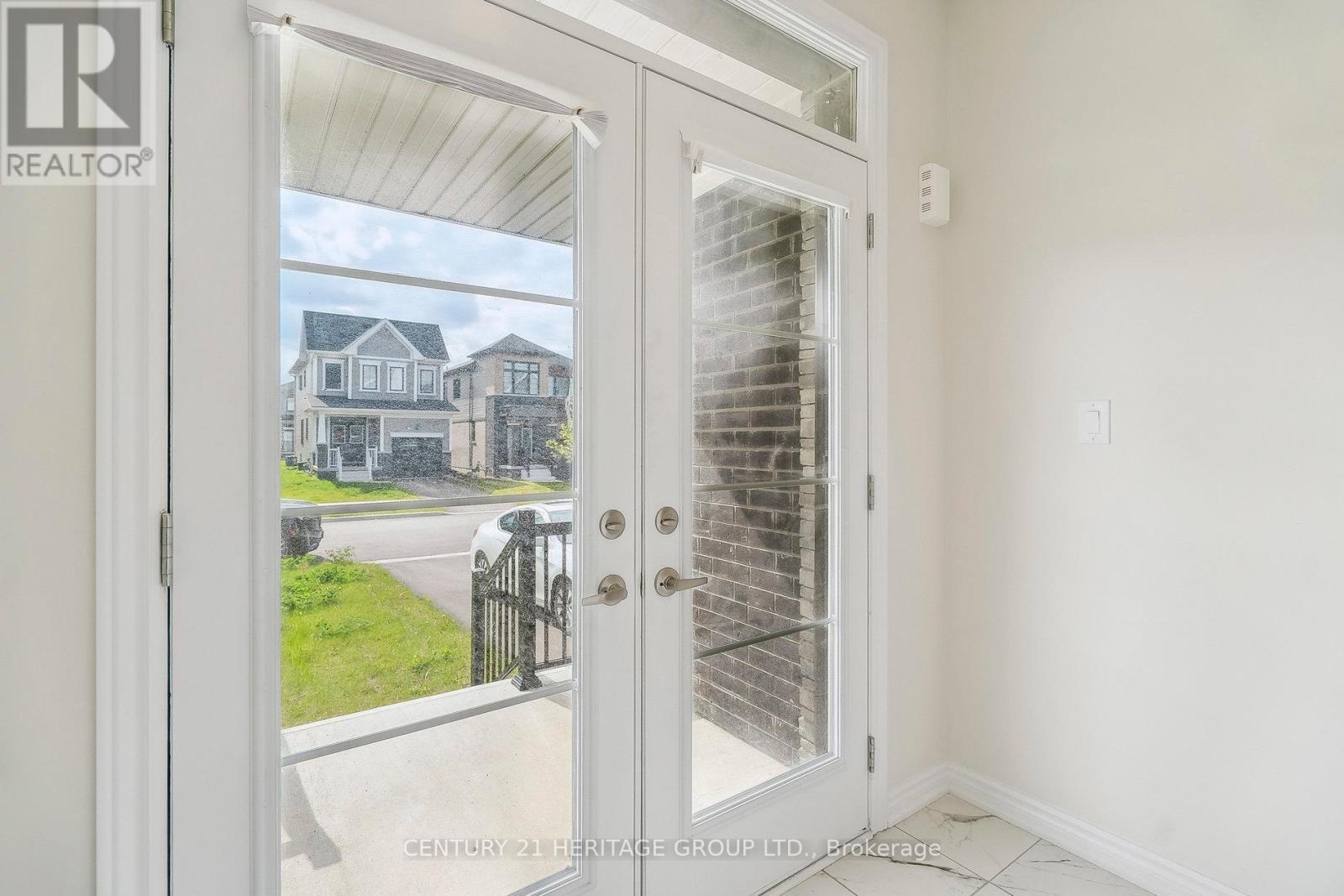 20 Sun Haven Lane, Thorold, Ontario  L2V 0K6 - Photo 6 - X12176770