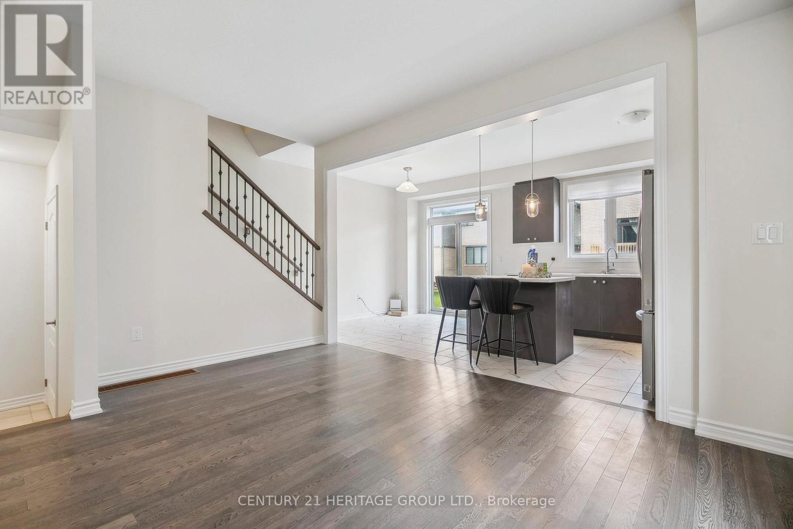 20 Sun Haven Lane, Thorold, Ontario  L2V 0K6 - Photo 8 - X12176770