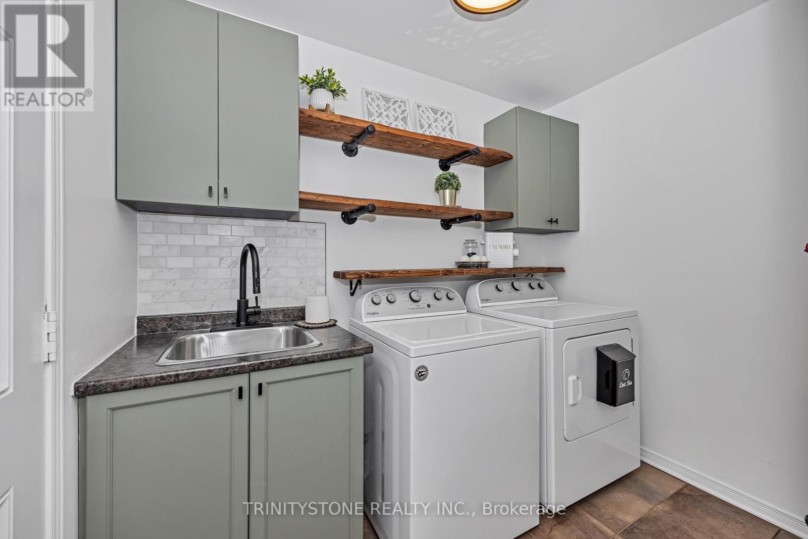 518 Dalewood Crescent, Ottawa, Ontario  K2S 0L3 - Photo 19 - X12176866