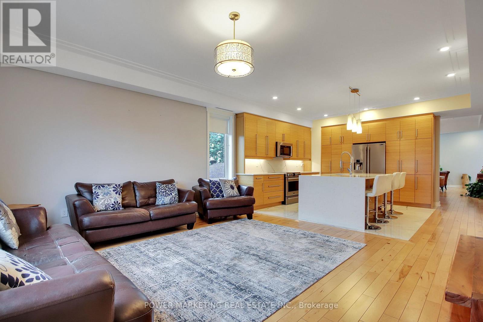 69 Donald Street, Ottawa, Ontario  K1K 1N3 - Photo 18 - X12176876