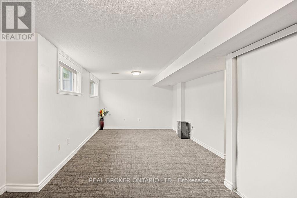499 Paul Metivier Drive, Ottawa, Ontario  K2J 0H4 - Photo 29 - X12176953