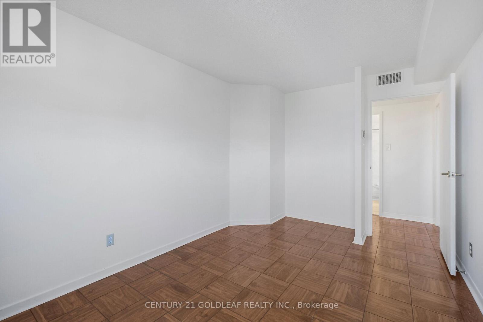 501 - 1500 Riverside Drive N, Ottawa, Ontario  K1G 4J4 - Photo 28 - X12176958