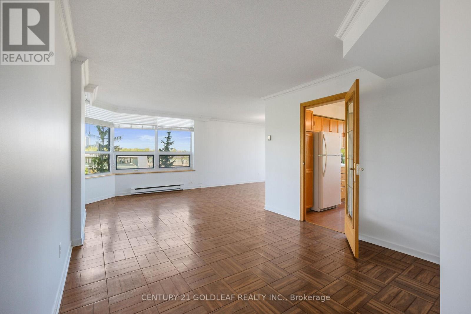 501 - 1500 Riverside Drive N, Ottawa, Ontario  K1G 4J4 - Photo 8 - X12176958