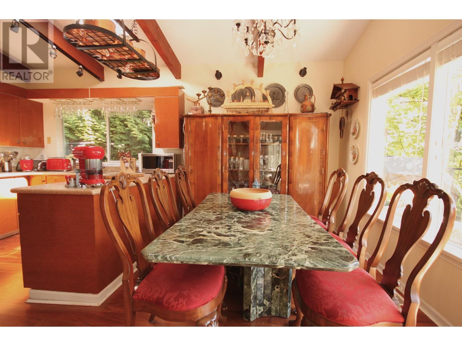 414 Montroyal Boulevard, North Vancouver, British Columbia  V7N 3E1 - Photo 11 - R3007461