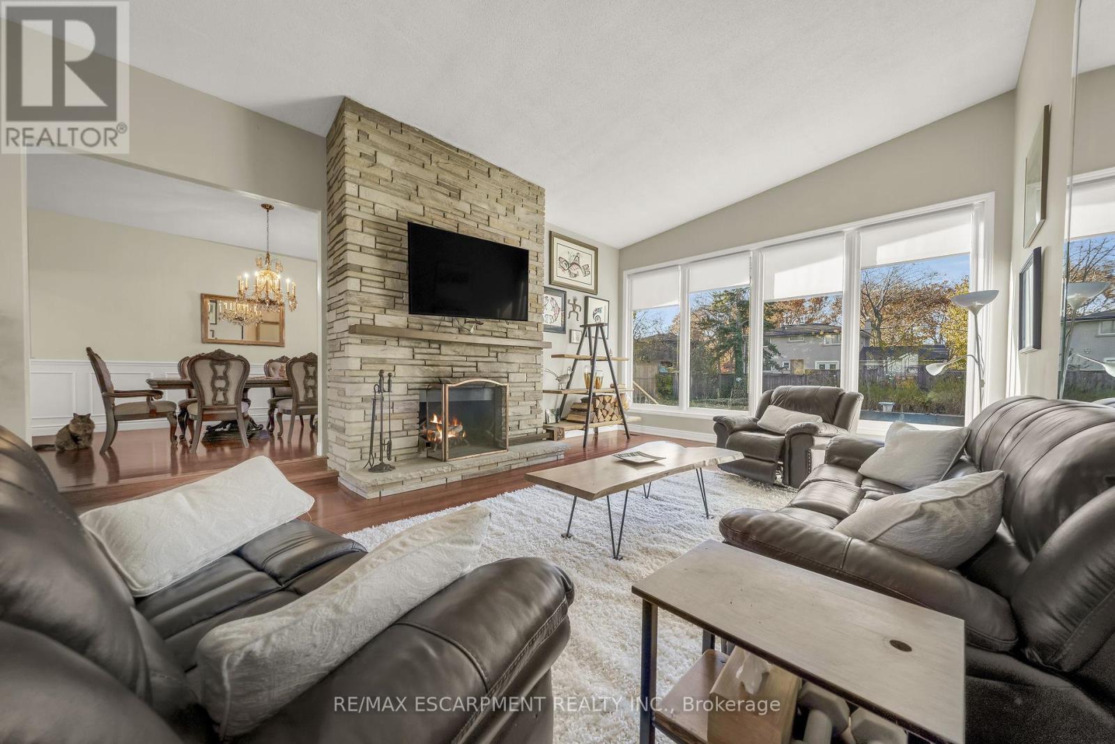 418 Mountain Brow Boulevard, Hamilton, Ontario  L8T 1A7 - Photo 10 - X12145823