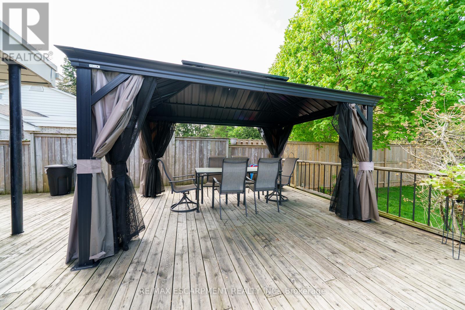 418 Mountain Brow Boulevard, Hamilton, Ontario  L8T 1A7 - Photo 42 - X12145823