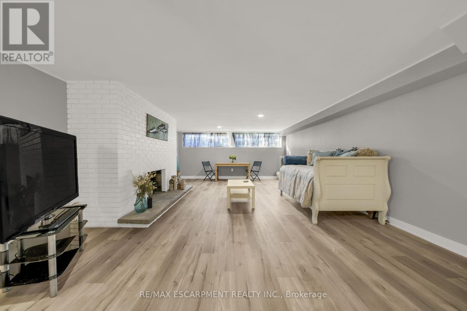 418 Mountain Brow Boulevard, Hamilton, Ontario  L8T 1A7 - Photo 30 - X12145823