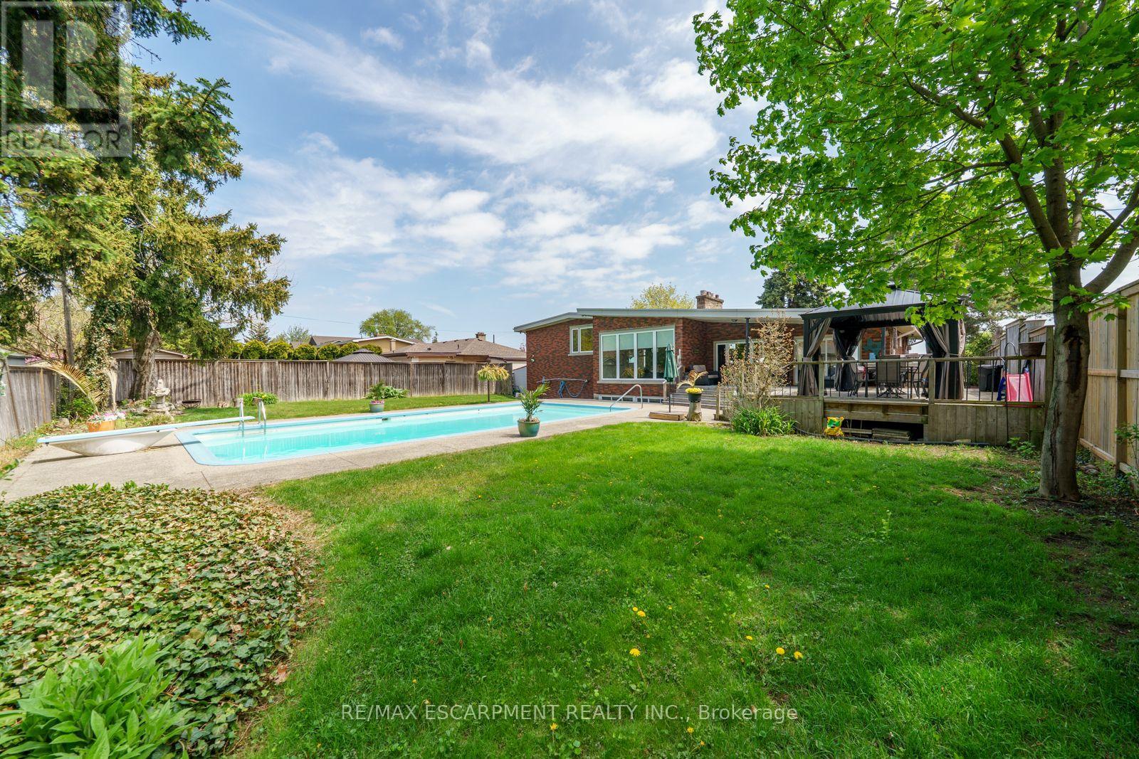 418 Mountain Brow Boulevard, Hamilton, Ontario  L8T 1A7 - Photo 39 - X12145823