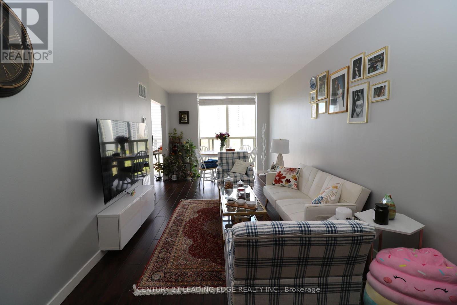 1508 - 195 Wynford Drive, Toronto (Flemingdon Park), Ontario  M3C 3P3 - Photo 4 - C12162740