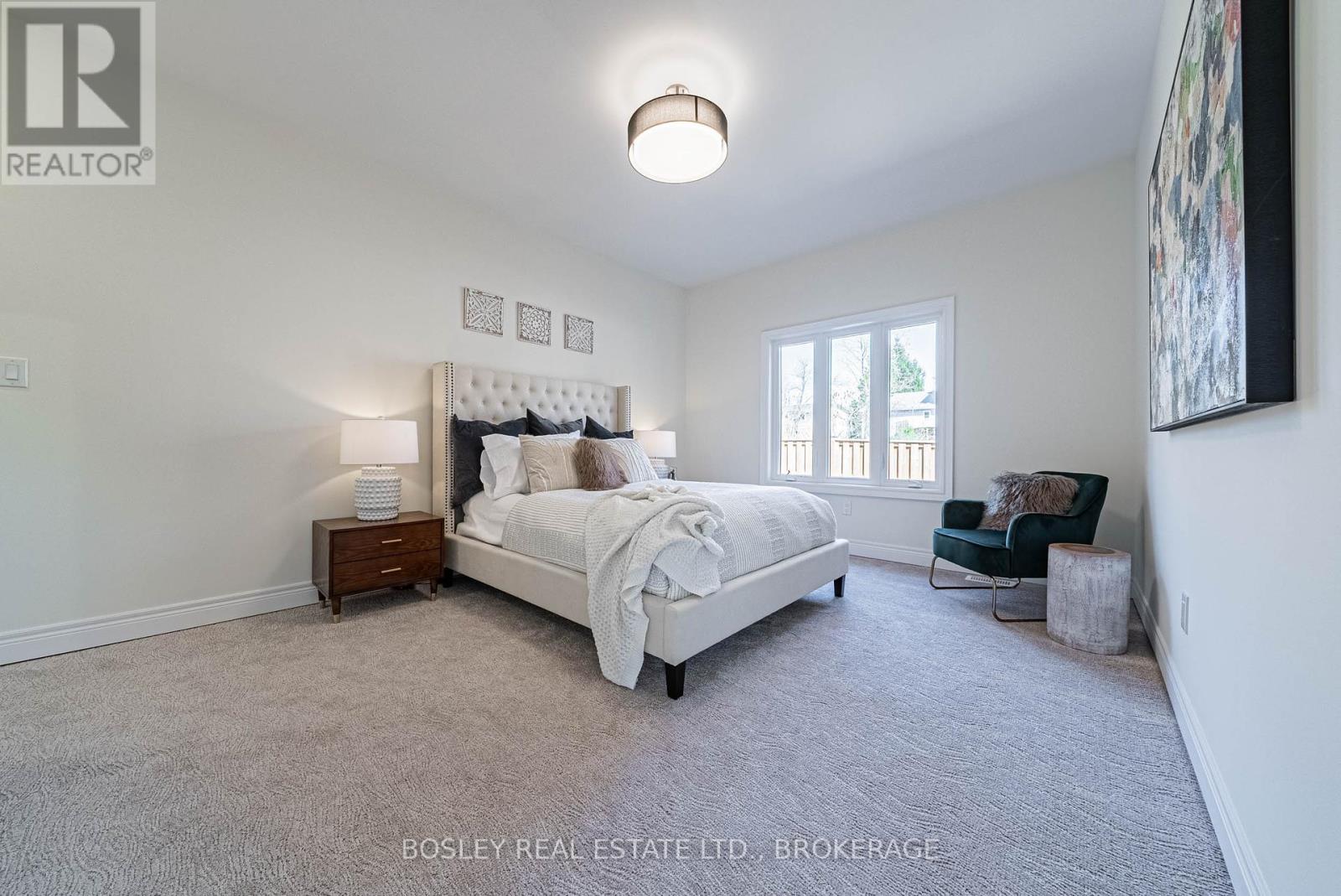 512 Royal Ridge Drive, Fort Erie, Ontario  L0S 1N0 - Photo 19 - X12154202