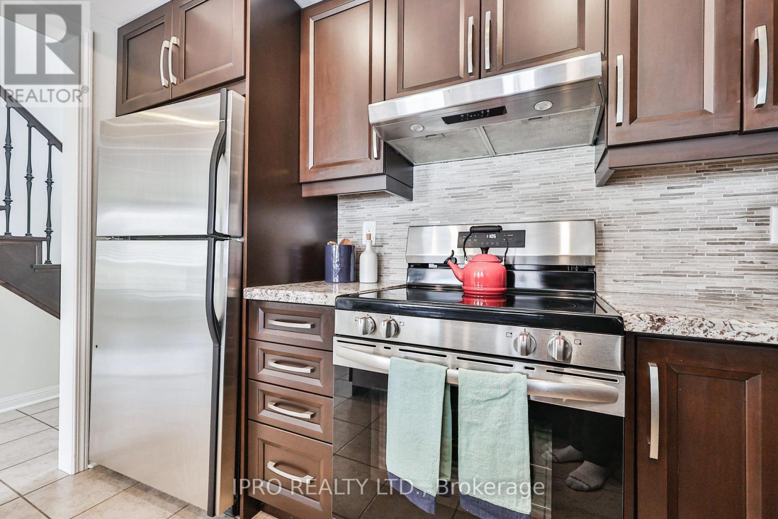 2384 Proudfoot Trail, Oakville, Ontario  L6M 3Y1 - Photo 13 - W12161246