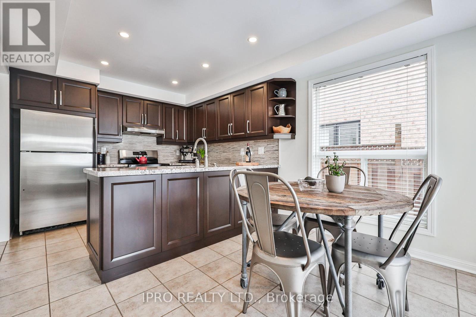 2384 Proudfoot Trail, Oakville, Ontario  L6M 3Y1 - Photo 16 - W12161246