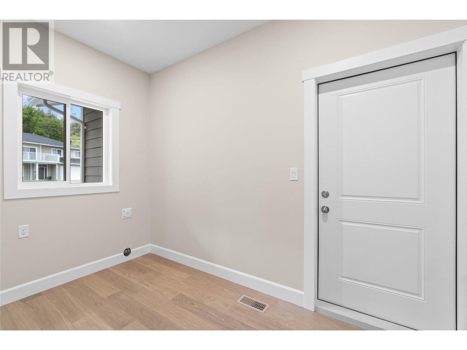806 Cliff Avenue Unit# 104, Enderby, BC V0E1V1