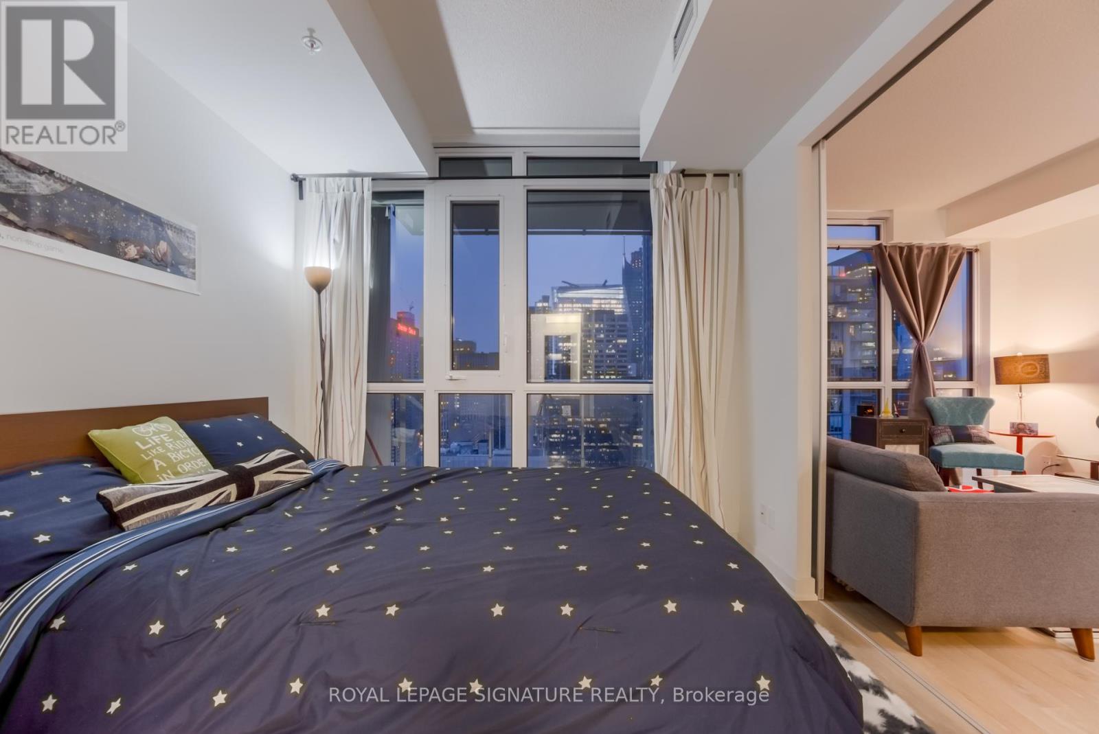 3003 - 30 Nelson Street, Toronto, Ontario  M5V 0H5 - Photo 17 - C12176806