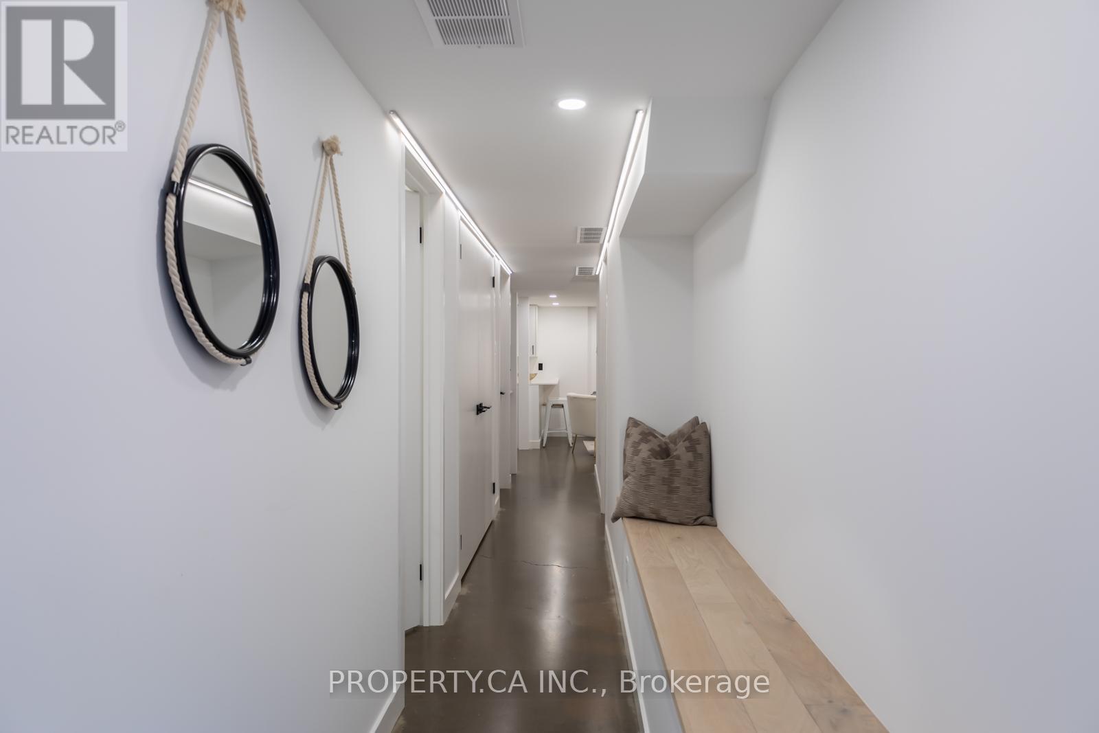 Lower - 33 Beaconsfield Avenue, Toronto, Ontario  M6J 3J1 - Photo 2 - C12176818