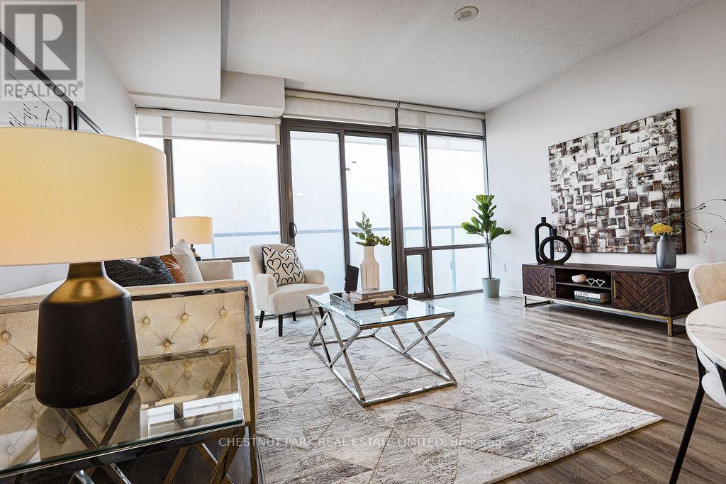 3704 - 38 Grenville Street, Toronto (Bay Street Corridor), Ontario  M4Y 1A5 - Photo 10 - C12176927