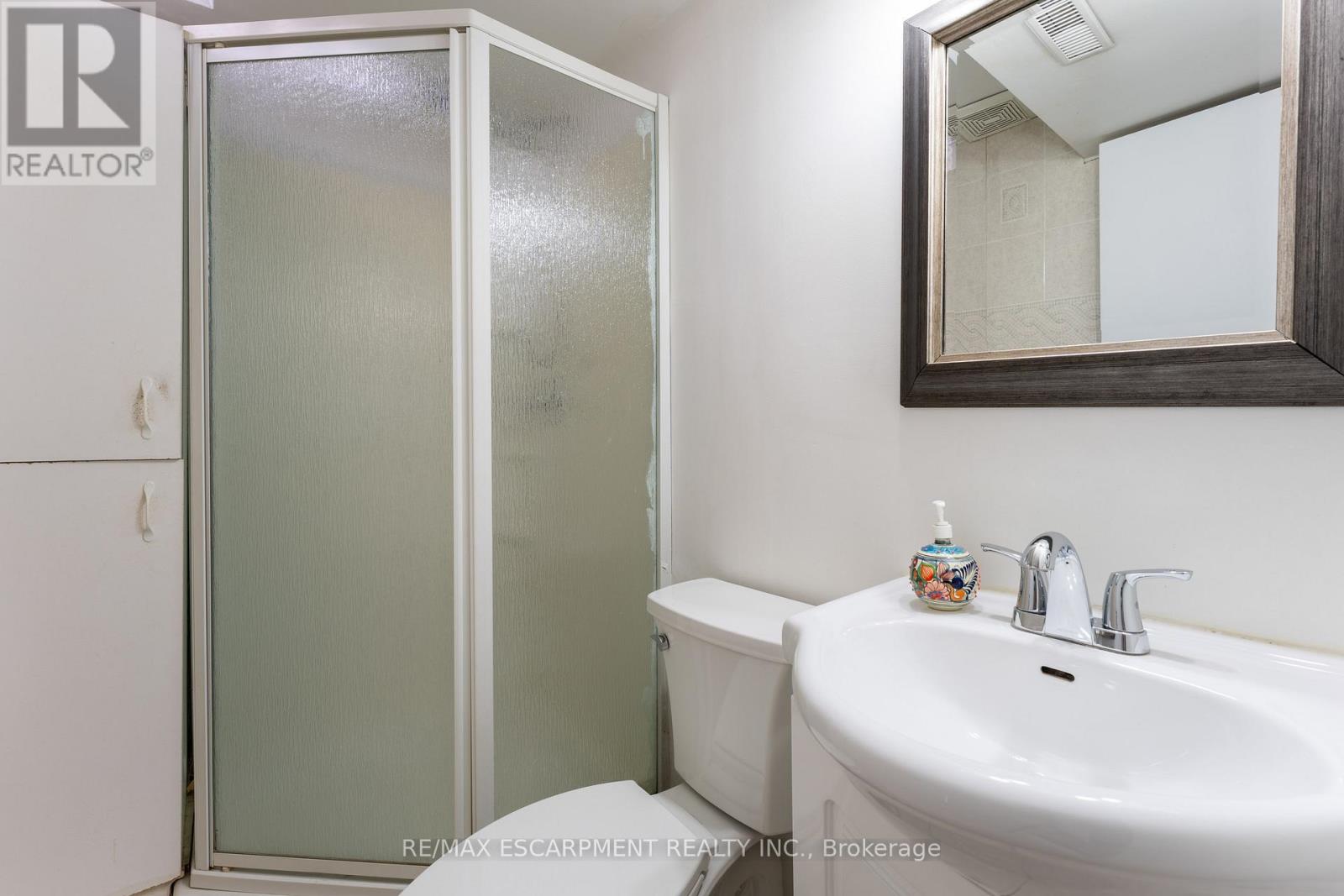 68 Gledhill Crescent, Hamilton, Ontario  L9C 6H4 - Photo 29 - X12090772