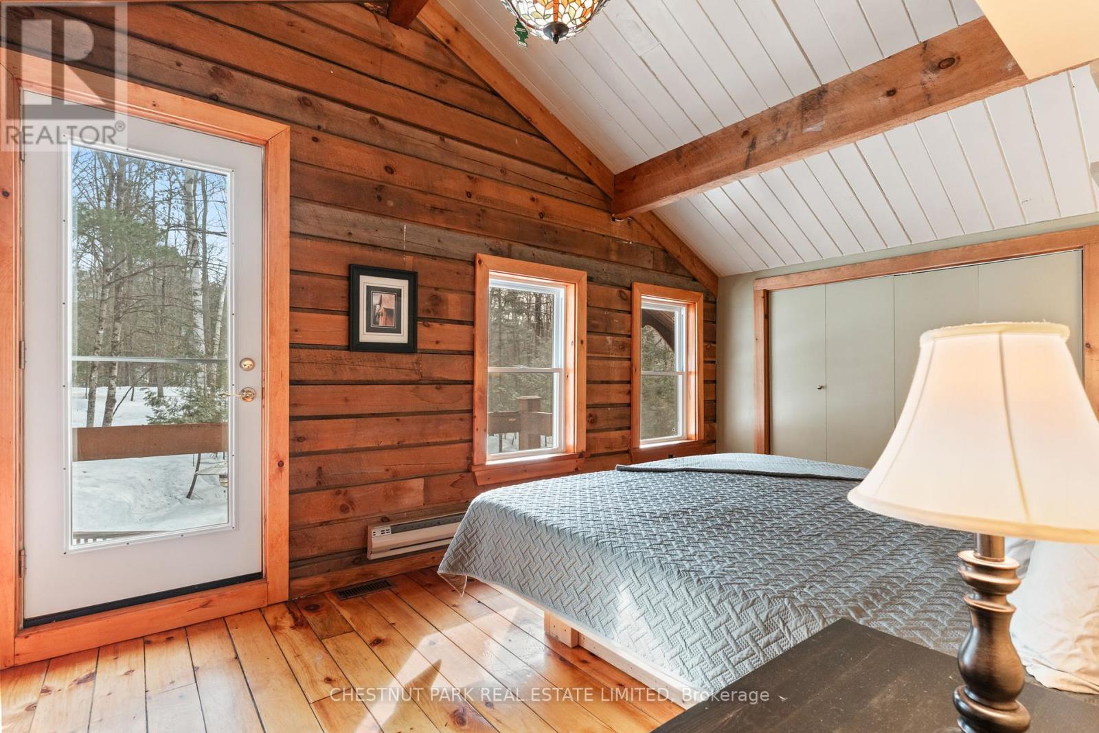 1316 Sir Sam's Road, Dysart Et Al, Ontario  K0M 1M0 - Photo 18 - X12173271